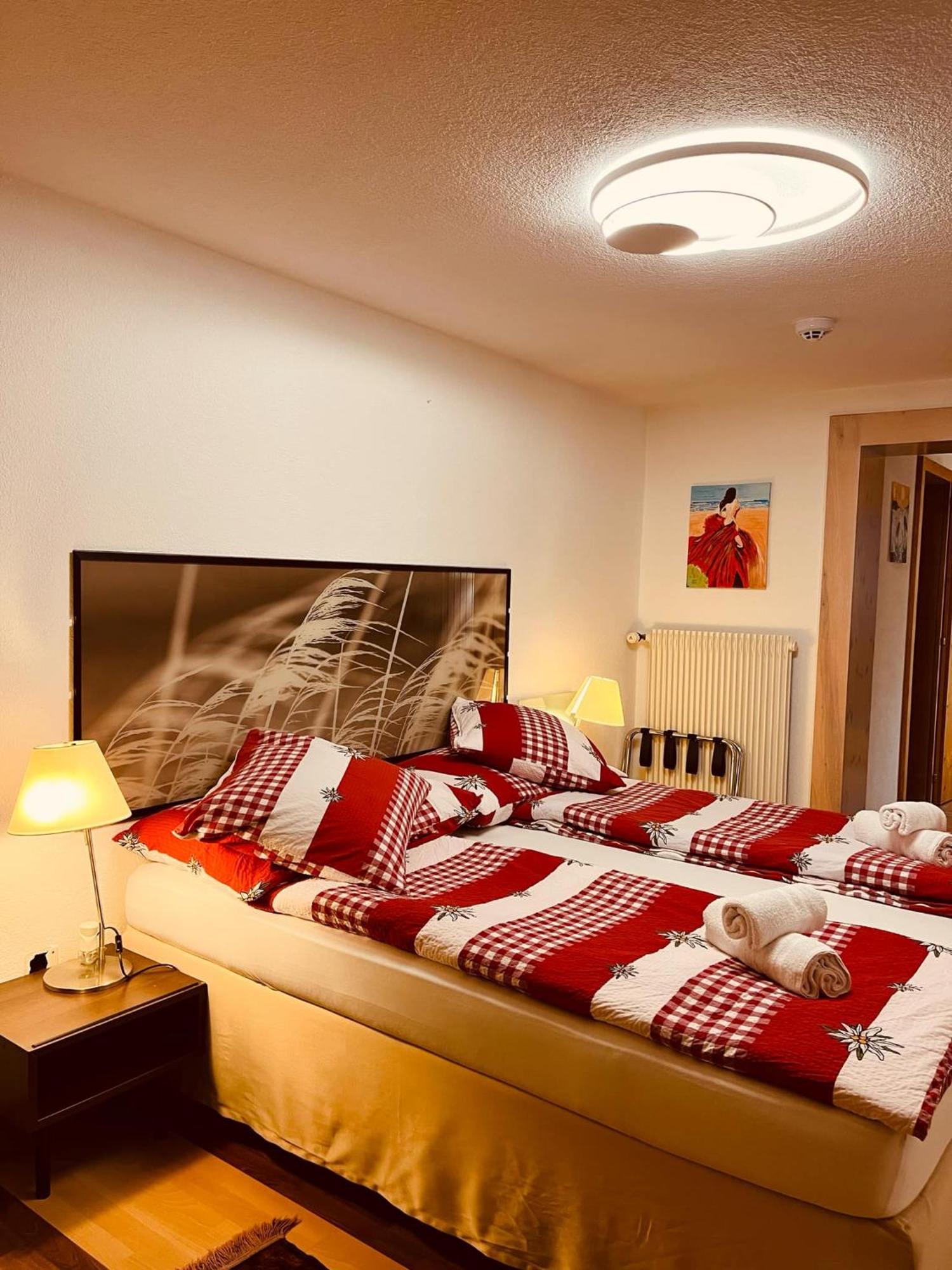 Hotel Rhoneblick Guttet-Feschel Екстериор снимка