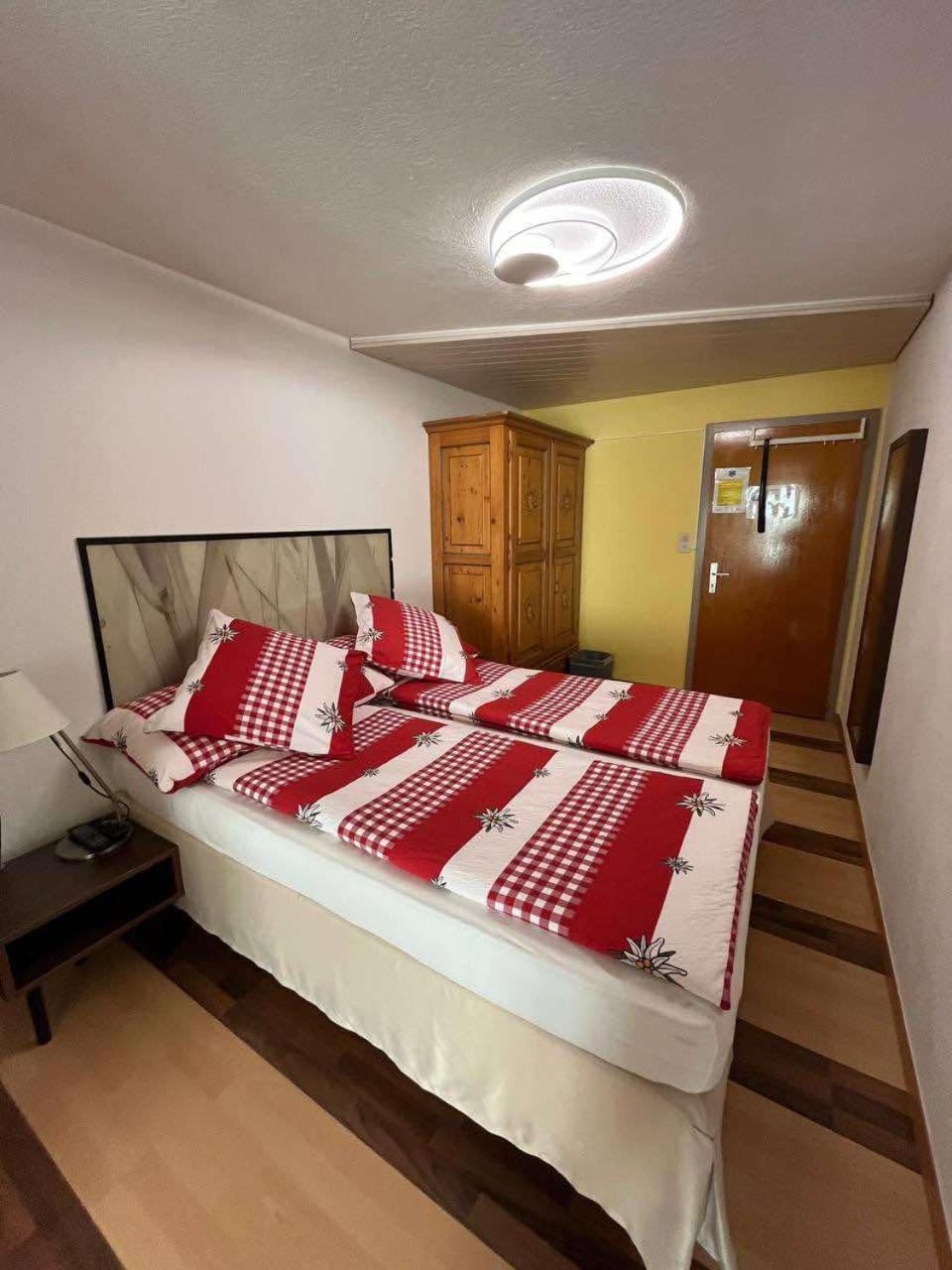 Hotel Rhoneblick Guttet-Feschel Екстериор снимка