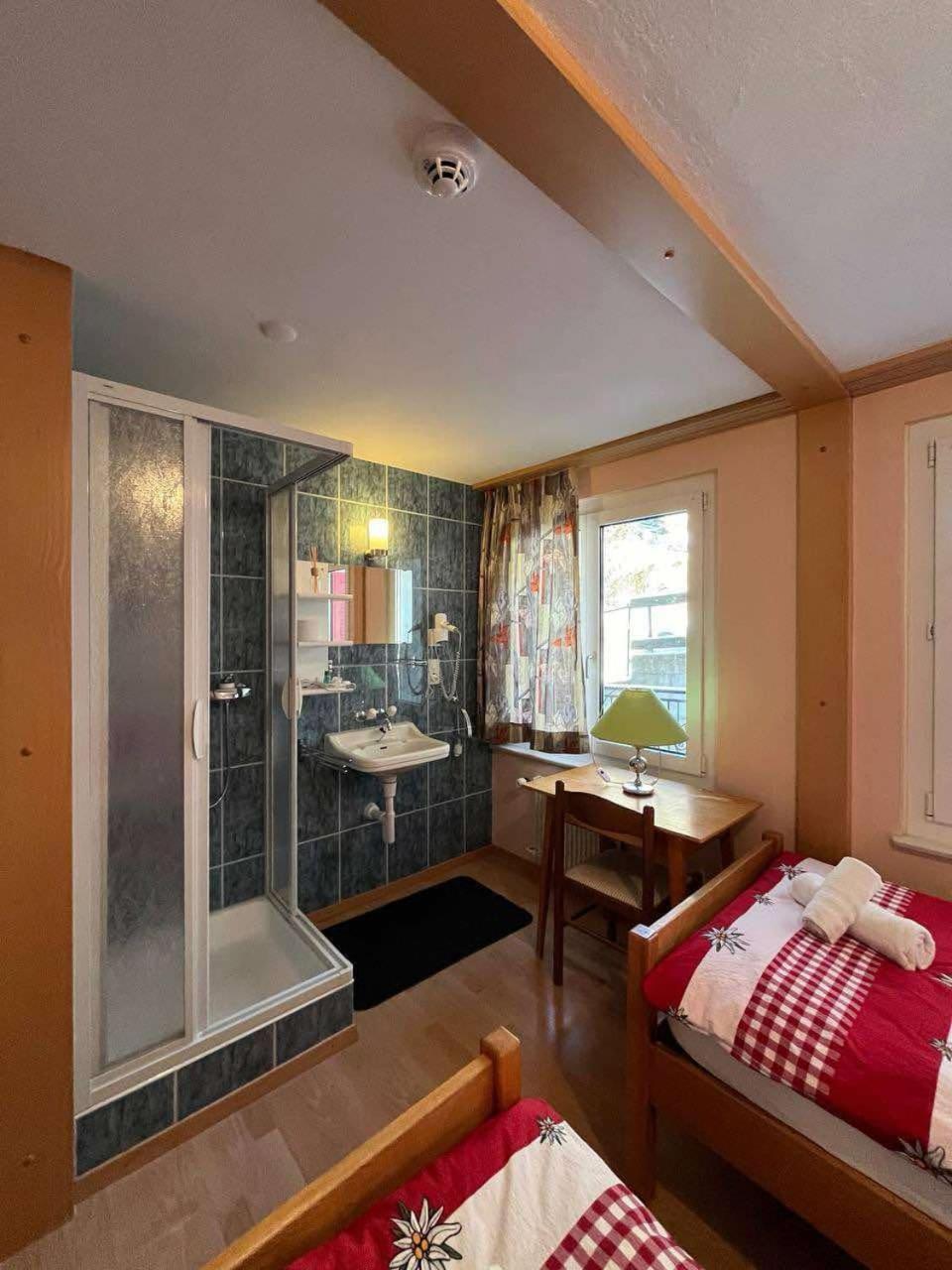 Hotel Rhoneblick Guttet-Feschel Екстериор снимка